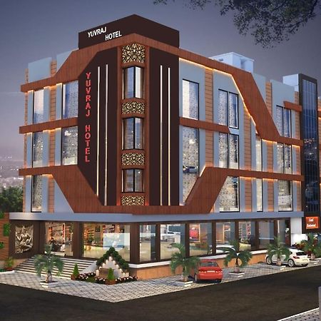 Hotel Yuvraj Grand Jabalpur Exterior photo
