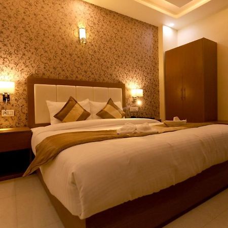 Hotel Yuvraj Grand Jabalpur Exterior photo