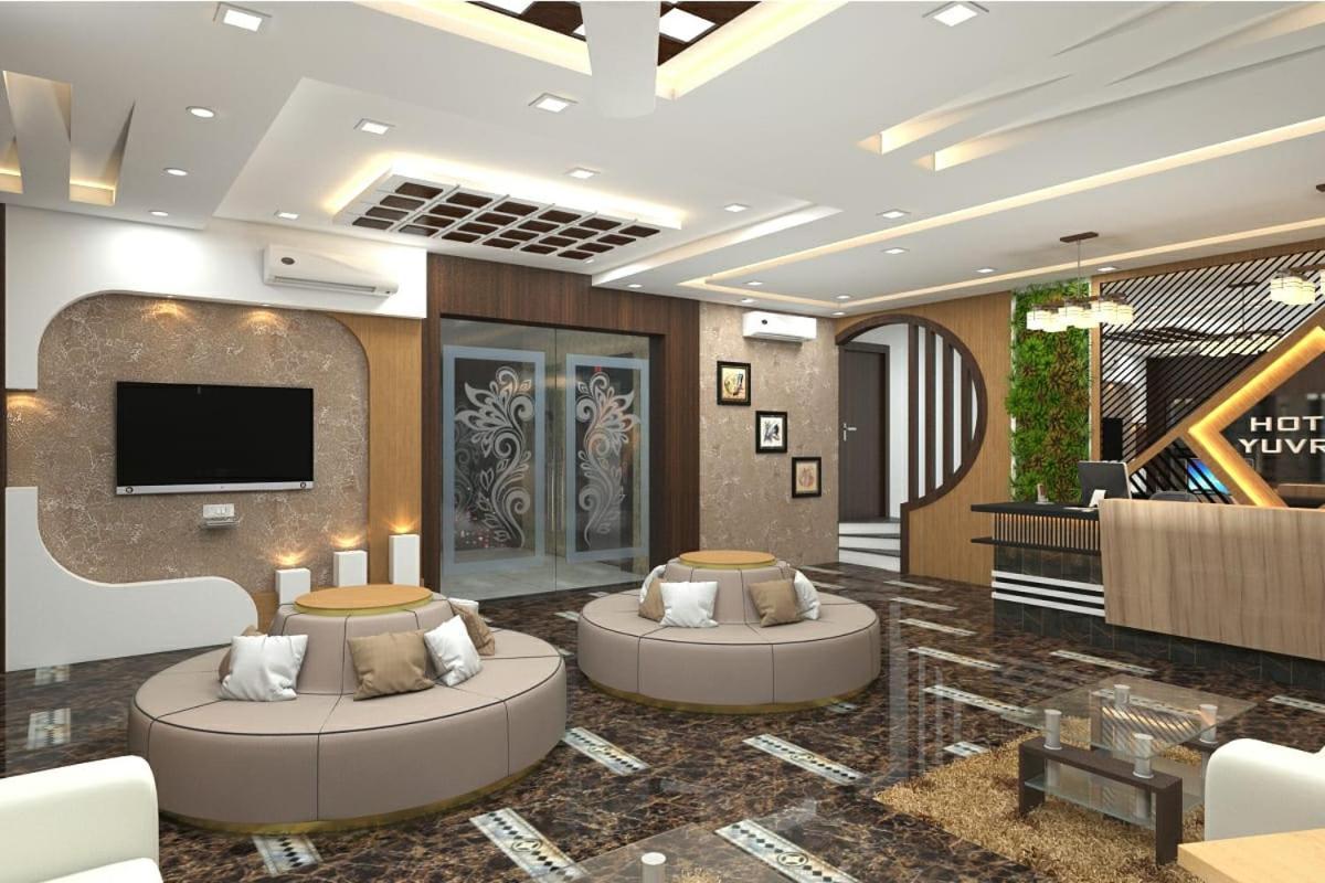 Hotel Yuvraj Grand Jabalpur Exterior photo
