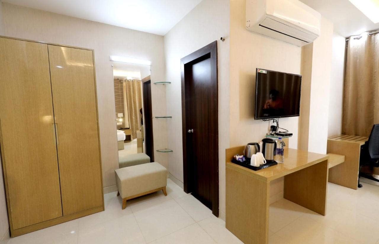 Hotel Yuvraj Grand Jabalpur Exterior photo